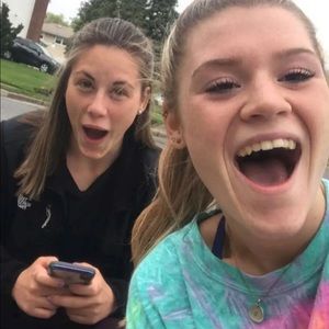 Meet your Posher, Casey